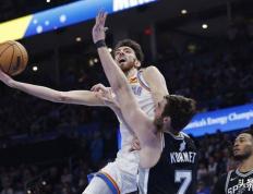 帕(pà)金斯称切特·霍姆(mǔ)格伦圣诞大战打得太软，马刺“戯(xì)耍”雷霆