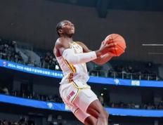 匪夷所思的联赛：没有五佳球，尽显丑陋风景！