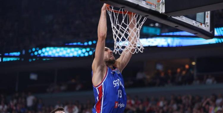 劳裡(lǐ)·马尔卡宁闪耀全场，芬兰逆袭欧洲篮坛霸主(zhǔ)塞尔维亚！