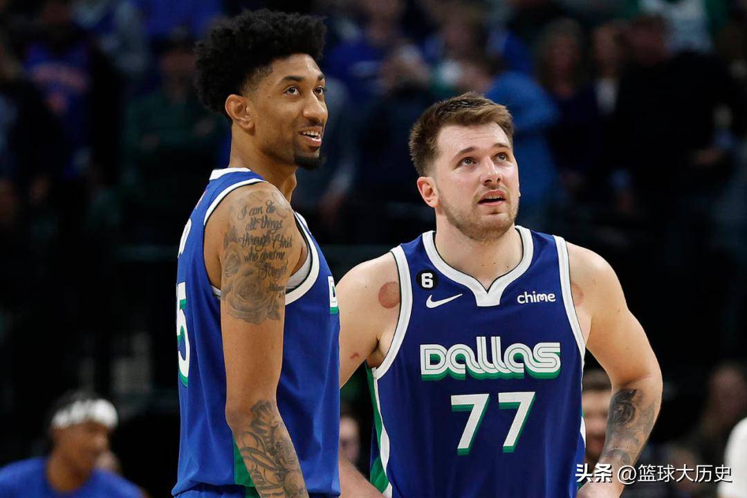 两次膝盖手(shǒu)术！29岁的伍德，还能重返NBA吗？