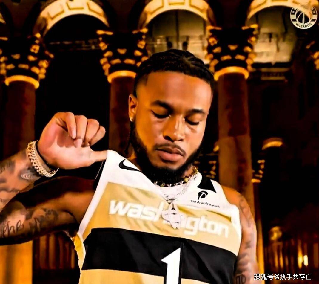 NBA天才发布城市版球衣,惠特摩尔开始冲刺,新赛季我(wǒ)們(men)来了!