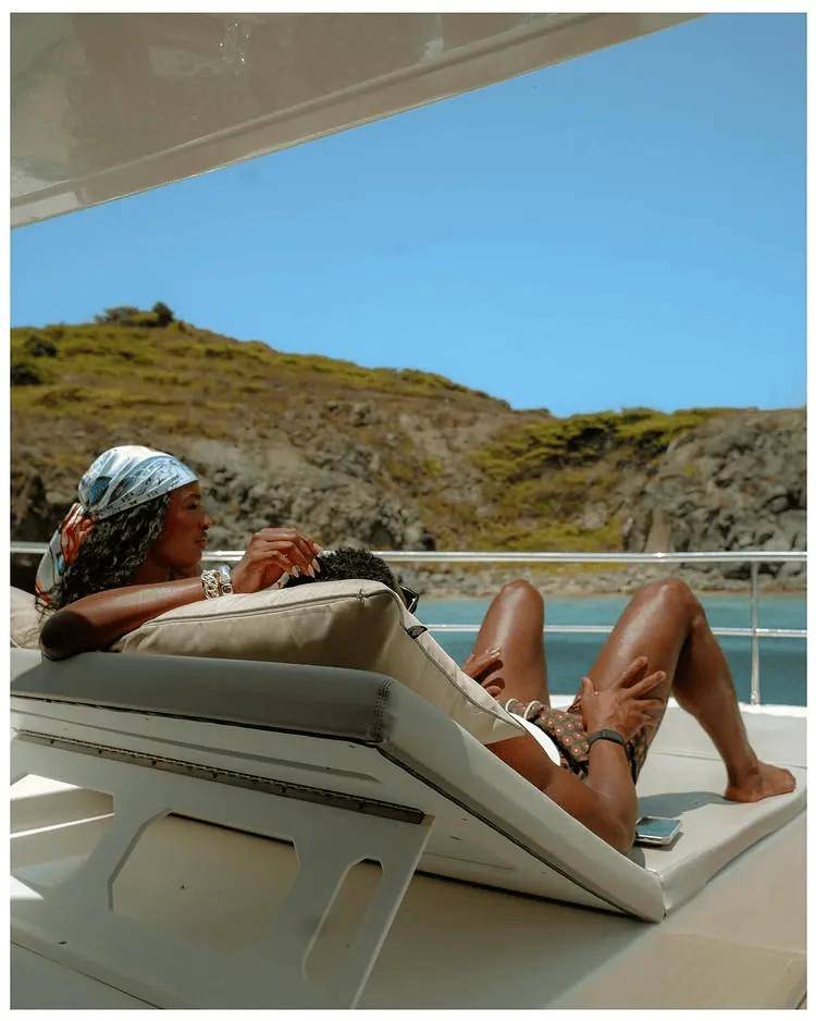 生涯首次一阵!多诺万-米切尔ins晒出训练和(hé)休闲照