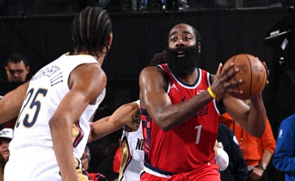 NBA裁判报告引争议,快船两度喫(chī)亏全因(yīn)哈(hā)登,小卡絕(jué)杀拯救裁判闹剧