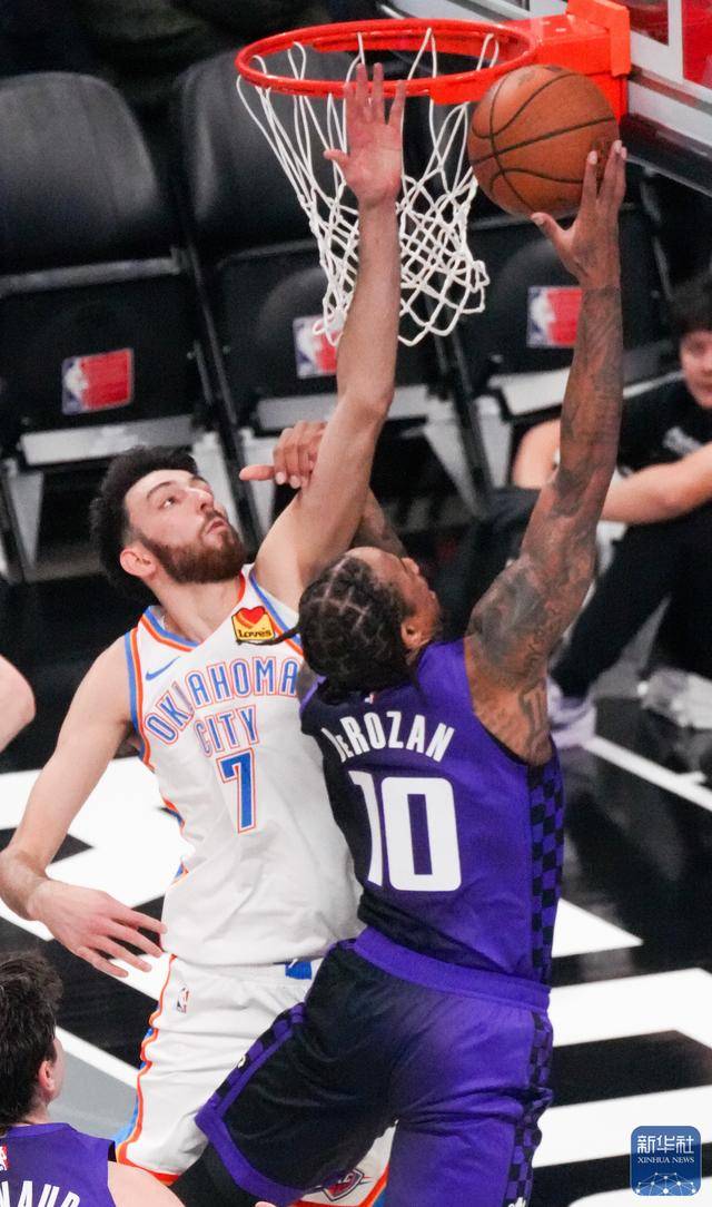 NBA常规赛:雷霆胜国王