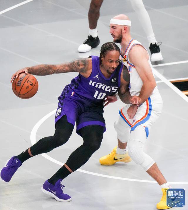 NBA常规赛:雷霆胜国王