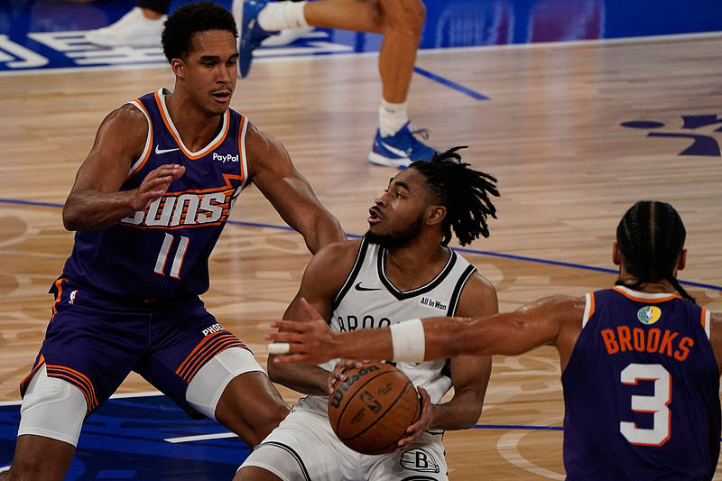 NBA中国赛|篮网险胜太阳曾凡博作壁上观