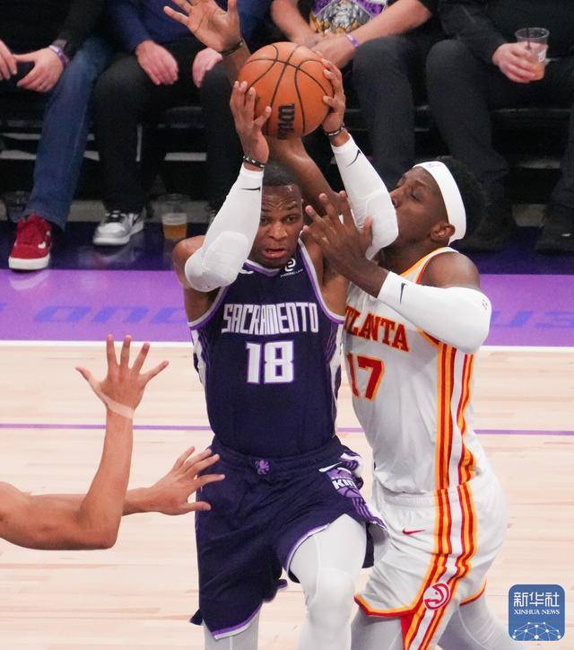 NBA常规赛｜老(lǎo)鹰胜国王