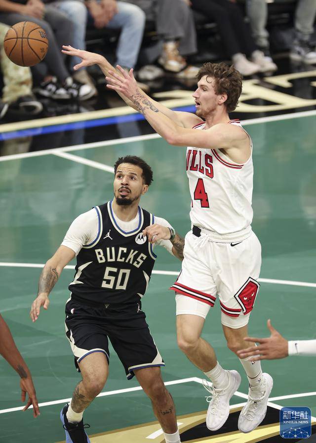 NBA常规赛|雄(xióng)鹿胜公(gōng)牛