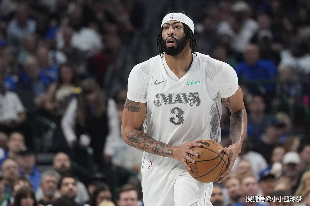 濃(nóng)眉三方交易加盟快船,哈登亲自出面招募,詹姆斯发表看法